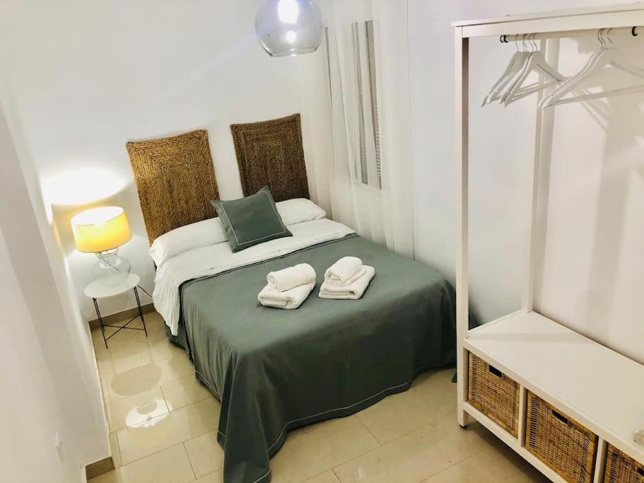 Nieves Viejas Apartamento Fresco Con Patio En Кордова Экстерьер фото